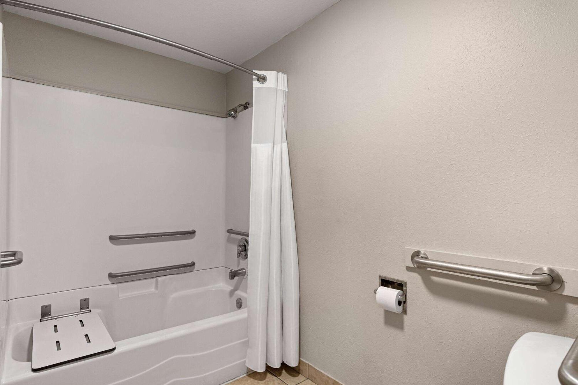 Motel Days By Wyndham South Tacoma Lakewood